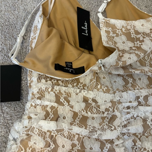 Lulu’s Lace Ruched Mini Dress - Picture 2 of 3